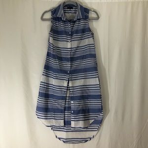 Sleeveless button down long top